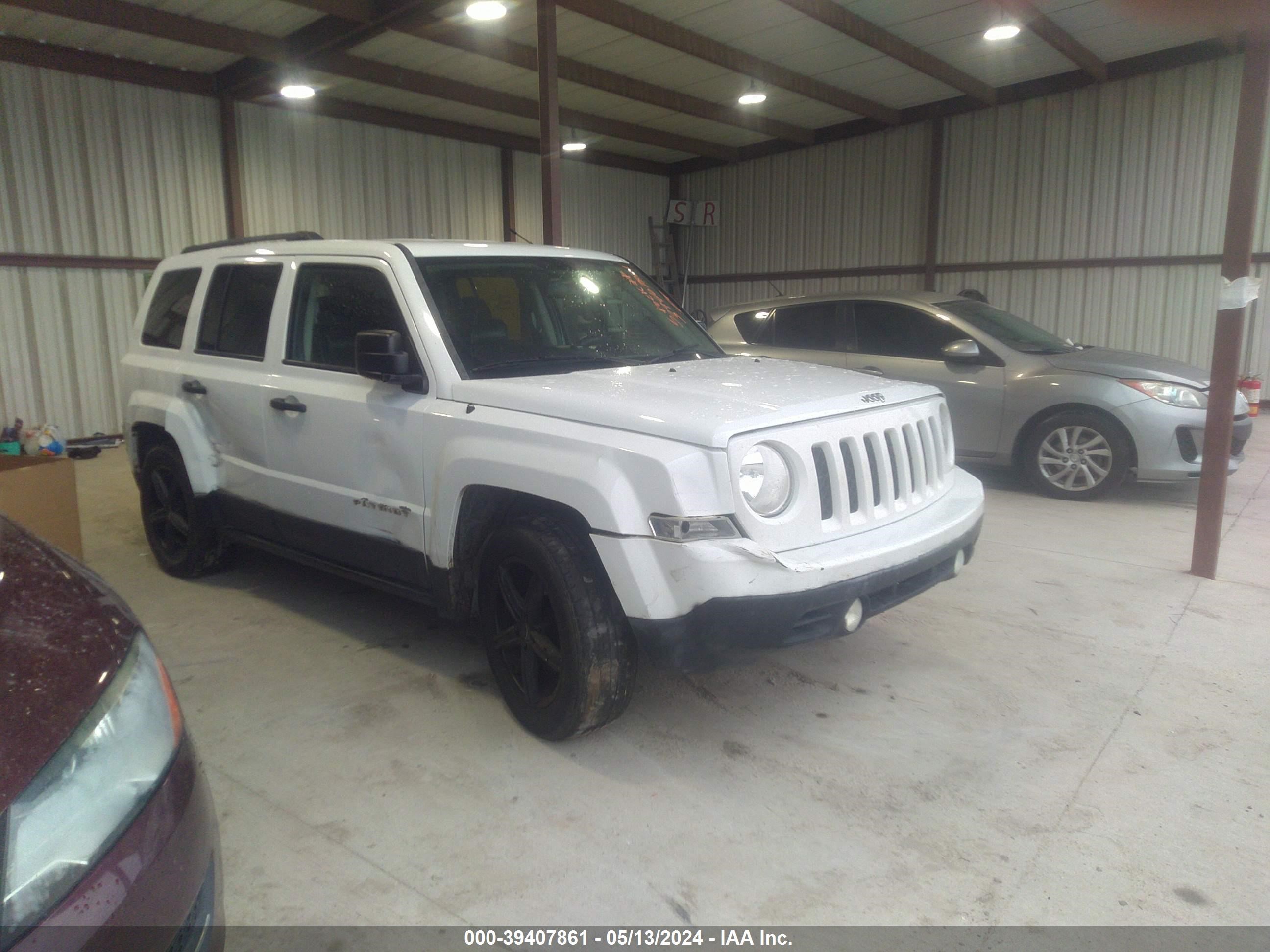 Photo 0 VIN: 1C4NJPBAXGD727232 - JEEP LIBERTY (PATRIOT) 