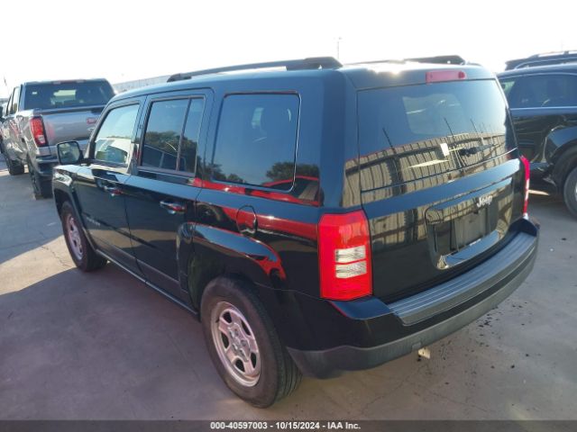 Photo 2 VIN: 1C4NJPBAXGD762031 - JEEP PATRIOT 