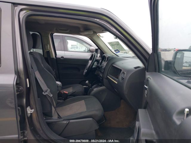 Photo 4 VIN: 1C4NJPBB0ED848745 - JEEP PATRIOT 