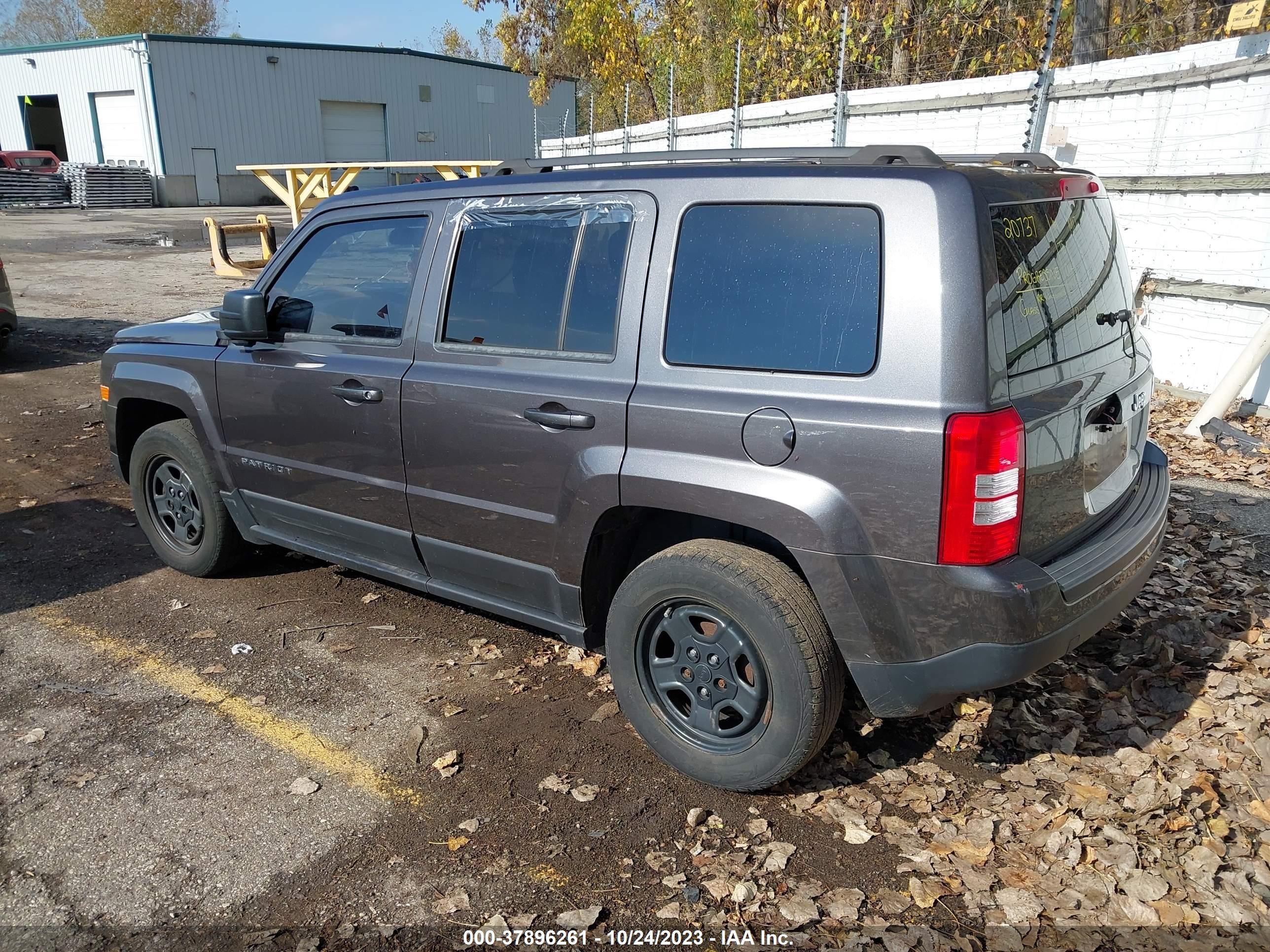 Photo 2 VIN: 1C4NJPBB0ED905252 - JEEP LIBERTY (PATRIOT) 