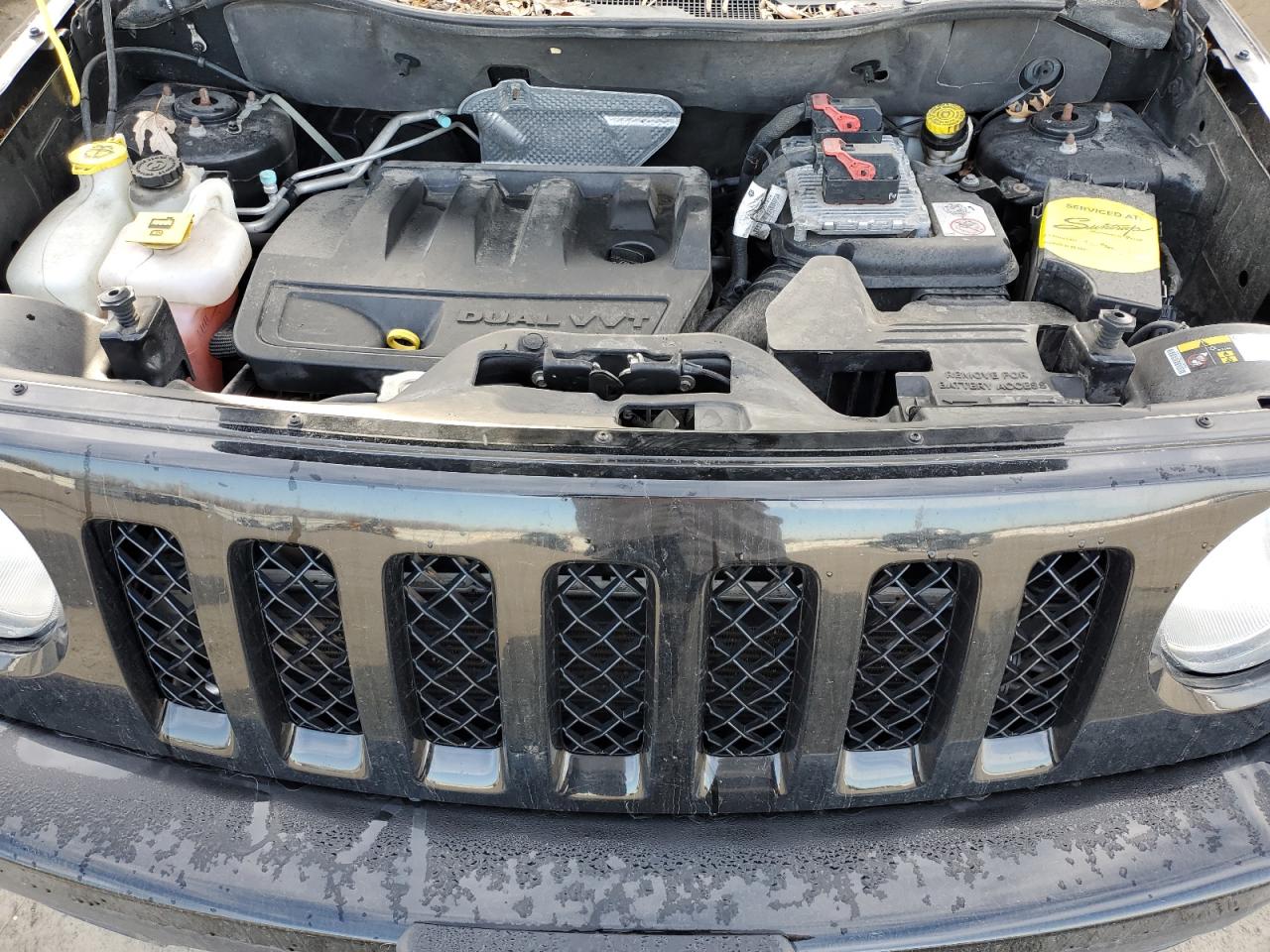 Photo 10 VIN: 1C4NJPBB0FD120294 - JEEP LIBERTY (PATRIOT) 