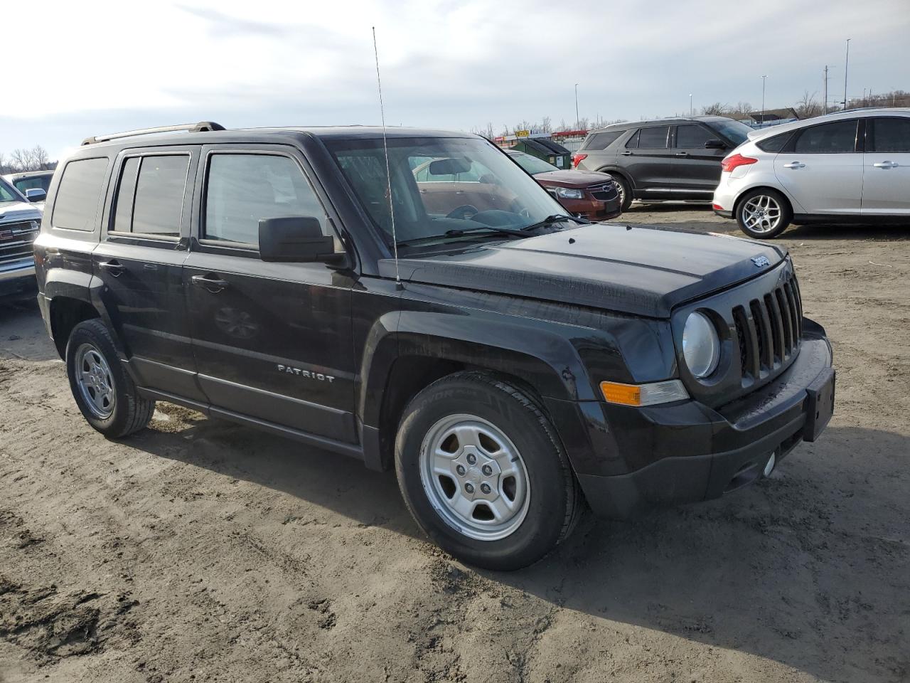 Photo 3 VIN: 1C4NJPBB0FD120294 - JEEP LIBERTY (PATRIOT) 