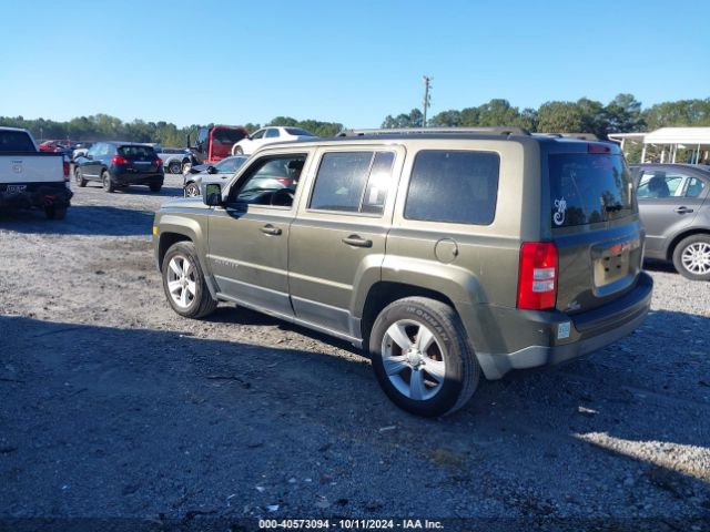 Photo 2 VIN: 1C4NJPBB0FD274066 - JEEP PATRIOT 