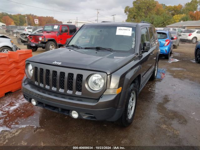 Photo 1 VIN: 1C4NJPBB0FD358856 - JEEP PATRIOT 