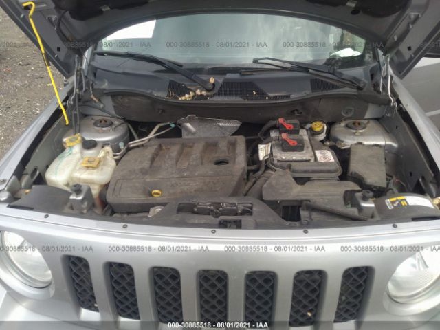 Photo 9 VIN: 1C4NJPBB0GD562543 - JEEP PATRIOT 