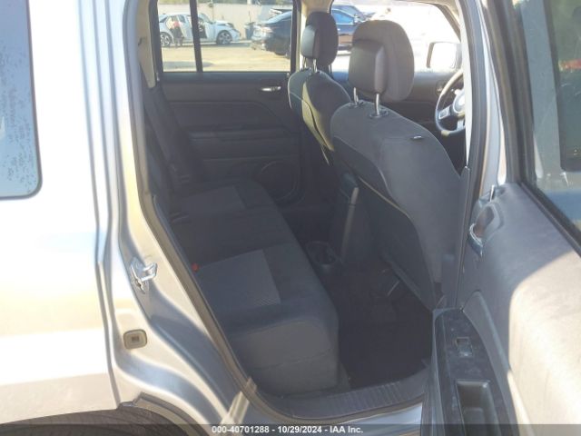 Photo 7 VIN: 1C4NJPBB0GD562672 - JEEP PATRIOT 