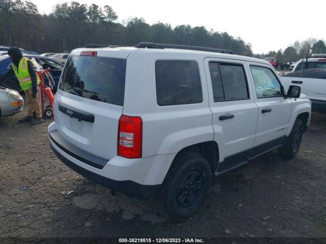 Photo 3 VIN: 1C4NJPBB0GD774696 - JEEP PATRIOT 