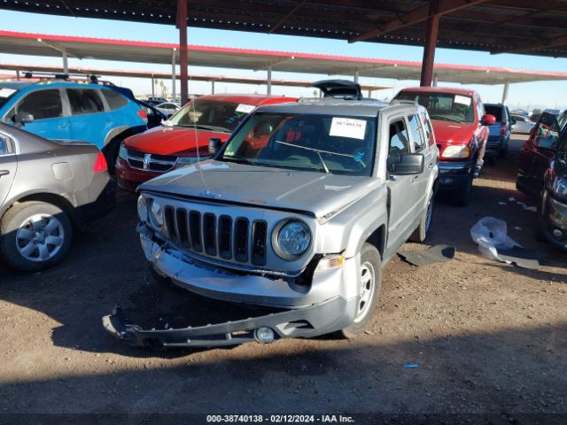 Photo 1 VIN: 1C4NJPBB1FD402072 - JEEP PATRIOT 