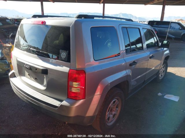 Photo 3 VIN: 1C4NJPBB1FD402072 - JEEP PATRIOT 