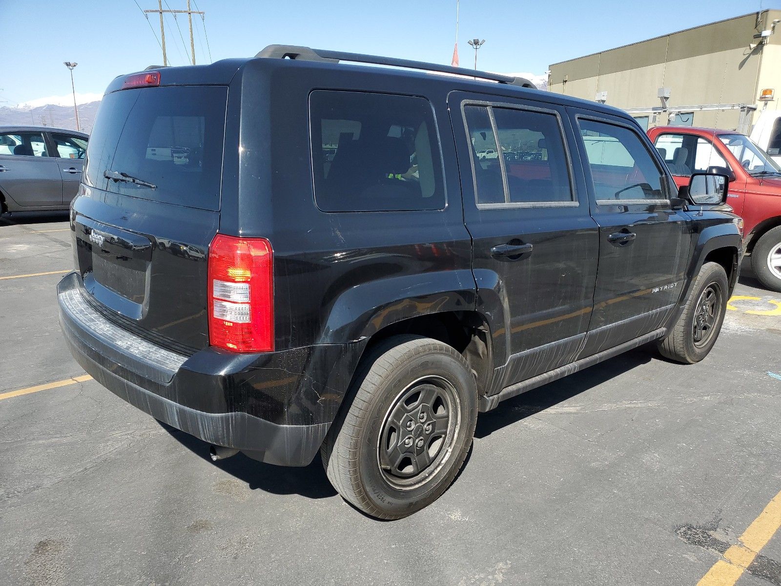 Photo 3 VIN: 1C4NJPBB1FD409801 - JEEP PATRIOT FWD 4C 