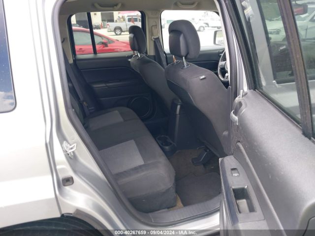 Photo 7 VIN: 1C4NJPBB1GD813294 - JEEP PATRIOT 