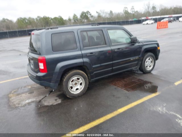 Photo 3 VIN: 1C4NJPBB2ED630953 - JEEP PATRIOT 