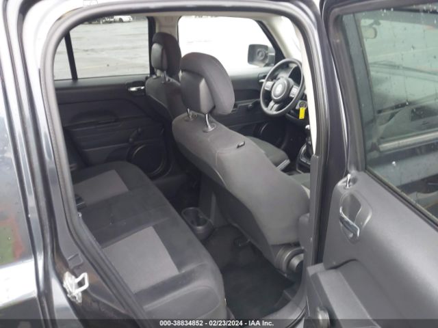 Photo 7 VIN: 1C4NJPBB2ED630953 - JEEP PATRIOT 