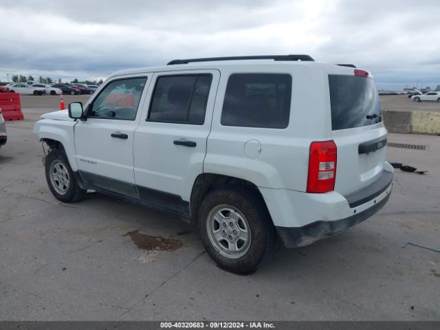 Photo 2 VIN: 1C4NJPBB2FD131619 - JEEP PATRIOT 