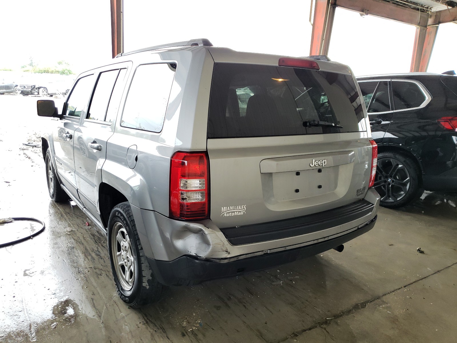 Photo 2 VIN: 1C4NJPBB2FD306094 - JEEP PATRIOT 