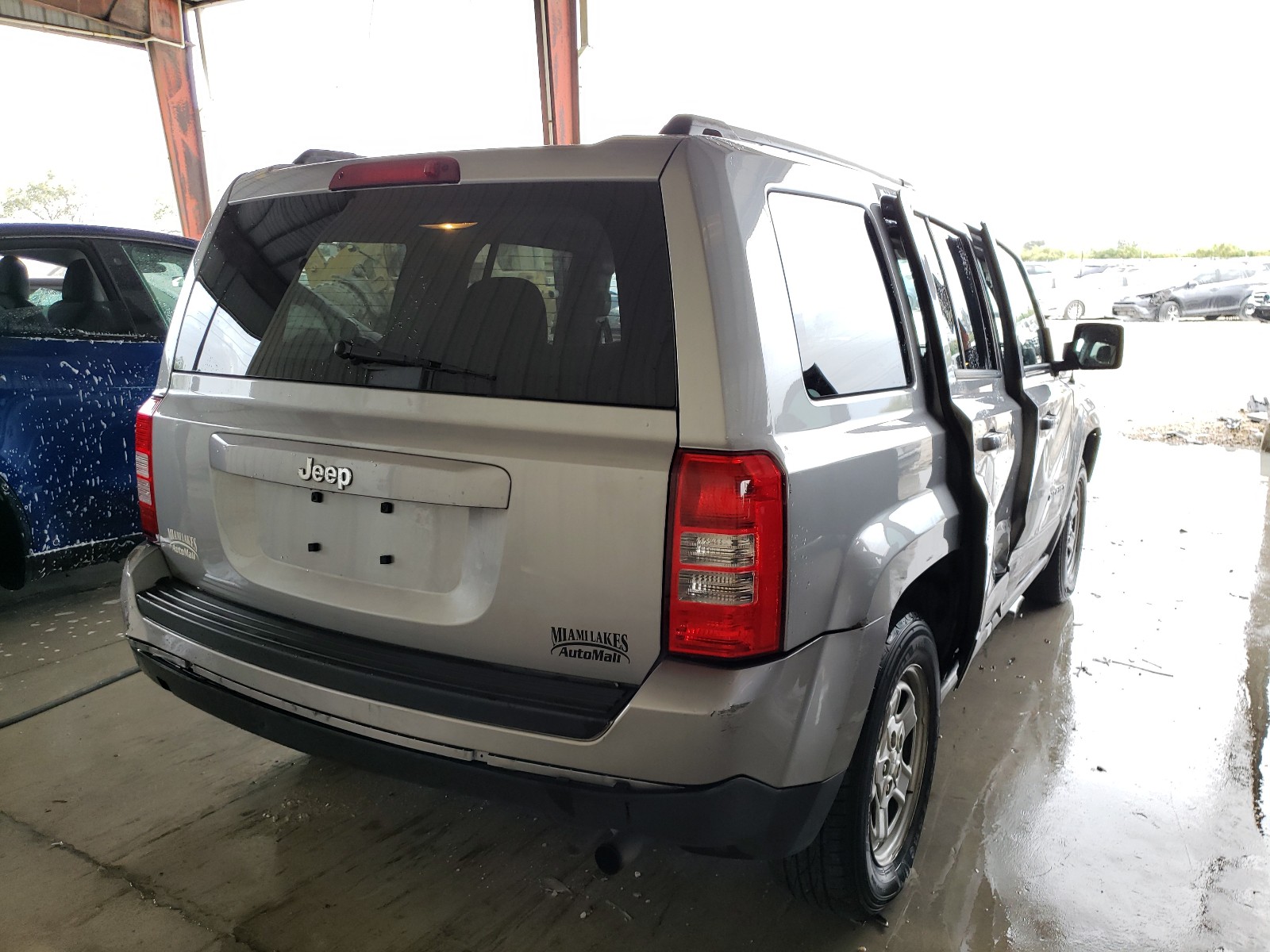 Photo 3 VIN: 1C4NJPBB2FD306094 - JEEP PATRIOT 