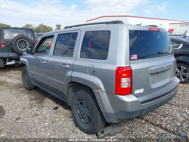 Photo 2 VIN: 1C4NJPBB2FD389574 - JEEP PATRIOT 