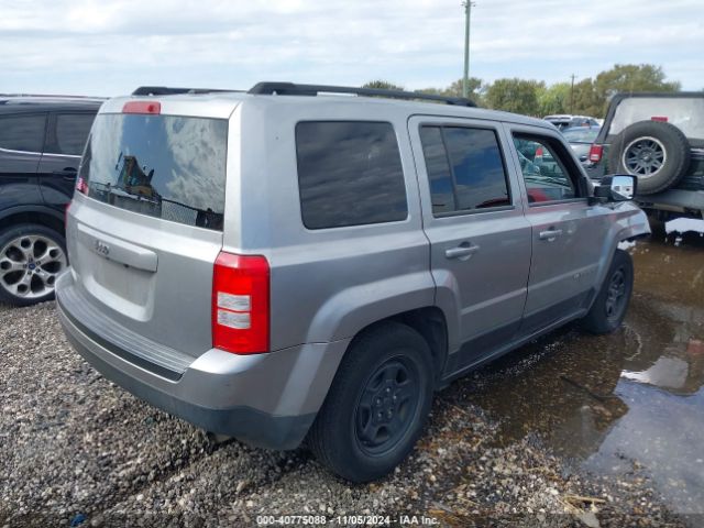 Photo 3 VIN: 1C4NJPBB2FD389574 - JEEP PATRIOT 