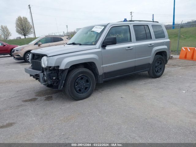 Photo 1 VIN: 1C4NJPBB2GB800792 - JEEP PATRIOT 