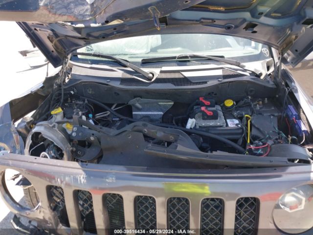 Photo 9 VIN: 1C4NJPBB2GD649649 - JEEP PATRIOT 