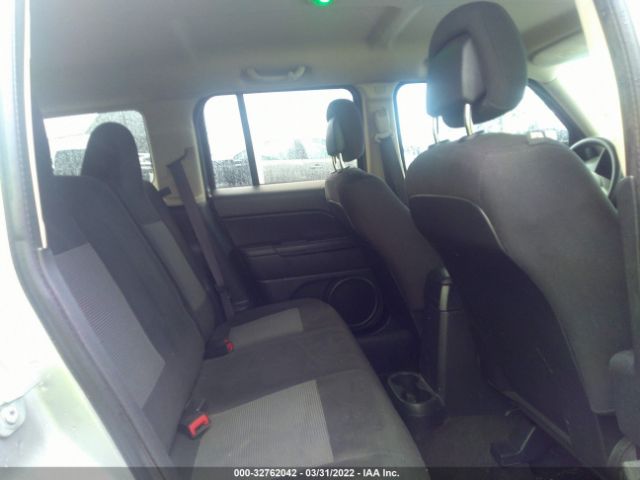 Photo 7 VIN: 1C4NJPBB2GD703192 - JEEP PATRIOT 