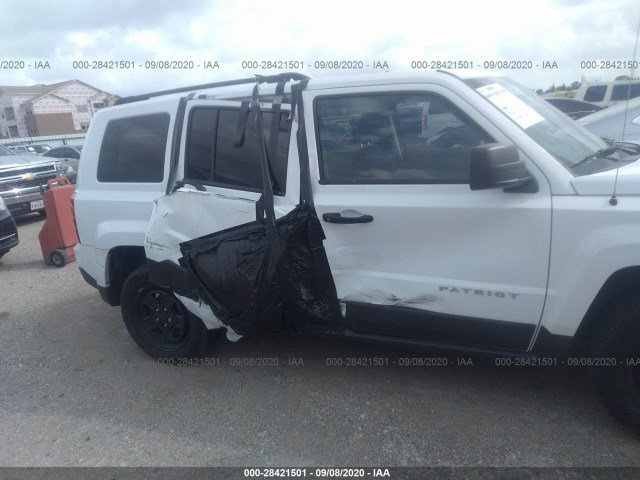 Photo 5 VIN: 1C4NJPBB2GD727685 - JEEP PATRIOT 