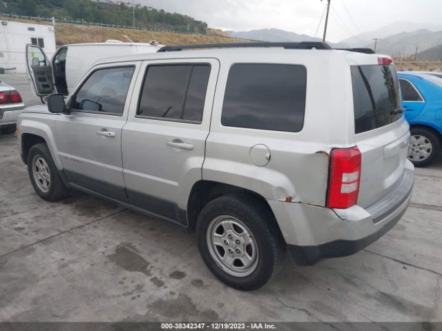 Photo 2 VIN: 1C4NJPBB3CD579010 - JEEP PATRIOT 