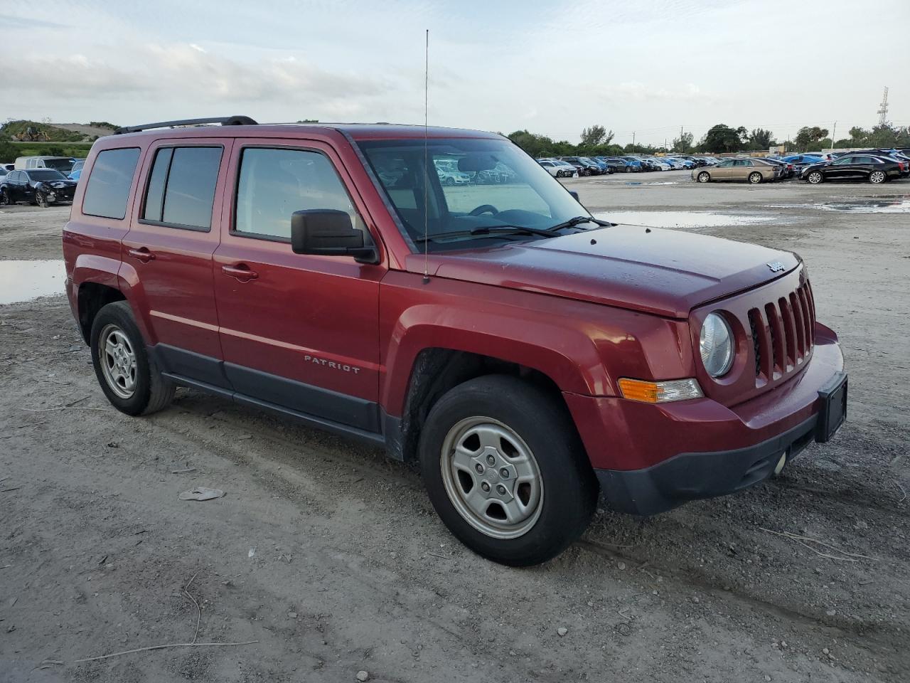 Photo 3 VIN: 1C4NJPBB3ED785317 - JEEP LIBERTY (PATRIOT) 