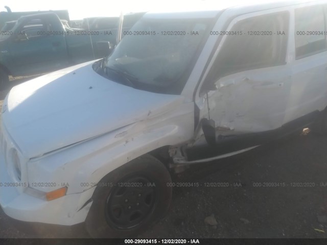 Photo 5 VIN: 1C4NJPBB3ED827520 - JEEP PATRIOT 