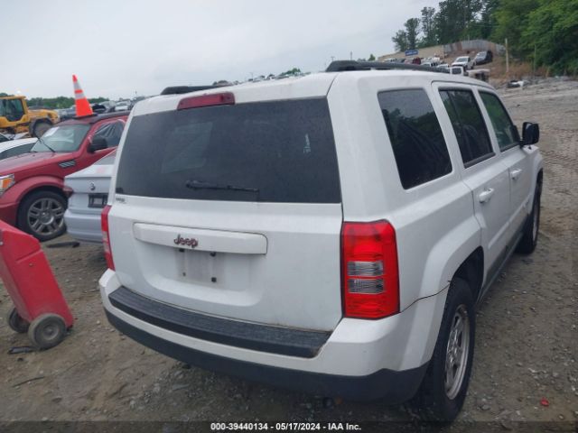 Photo 5 VIN: 1C4NJPBB3ED917461 - JEEP PATRIOT 