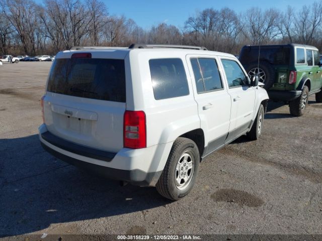 Photo 3 VIN: 1C4NJPBB3FD129877 - JEEP PATRIOT 