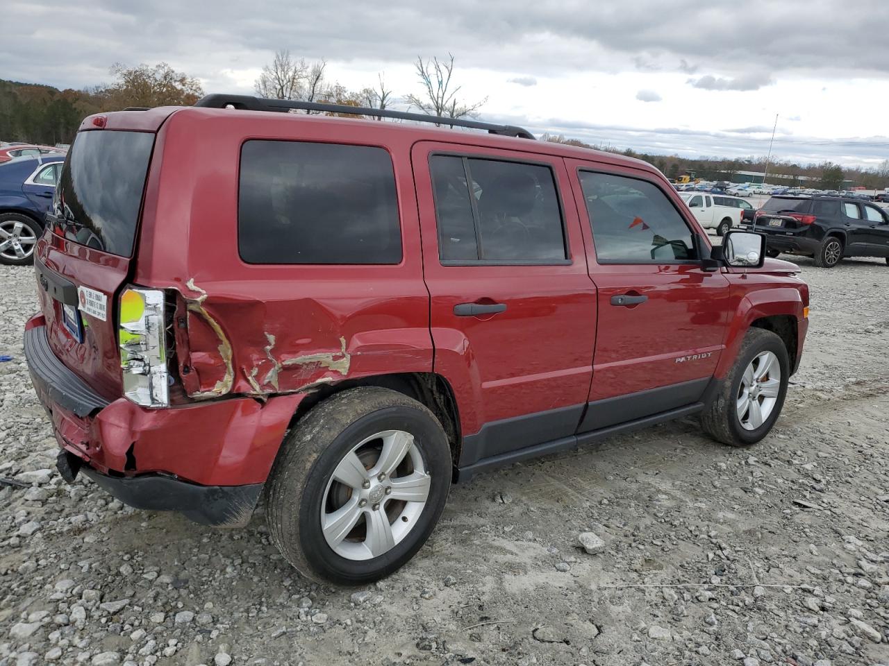 Photo 2 VIN: 1C4NJPBB3FD298197 - JEEP LIBERTY (PATRIOT) 