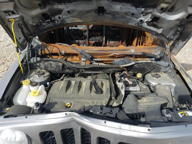 Photo 6 VIN: 1C4NJPBB3GD738565 - JEEP PATRIOT SP 