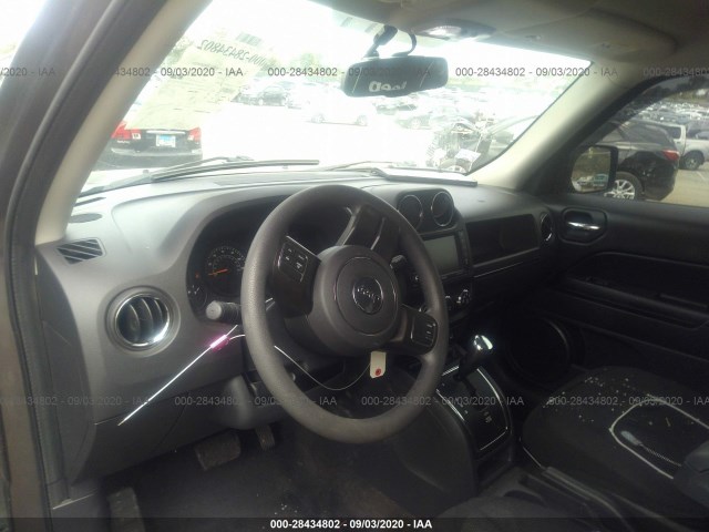 Photo 4 VIN: 1C4NJPBB3HD158265 - JEEP PATRIOT 