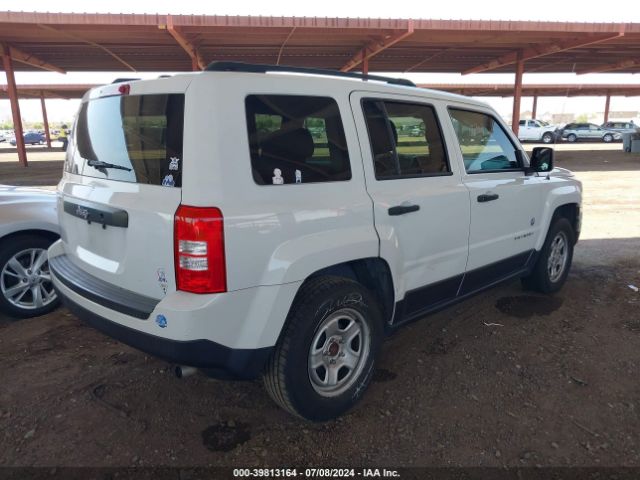 Photo 3 VIN: 1C4NJPBB3HD163241 - JEEP PATRIOT 