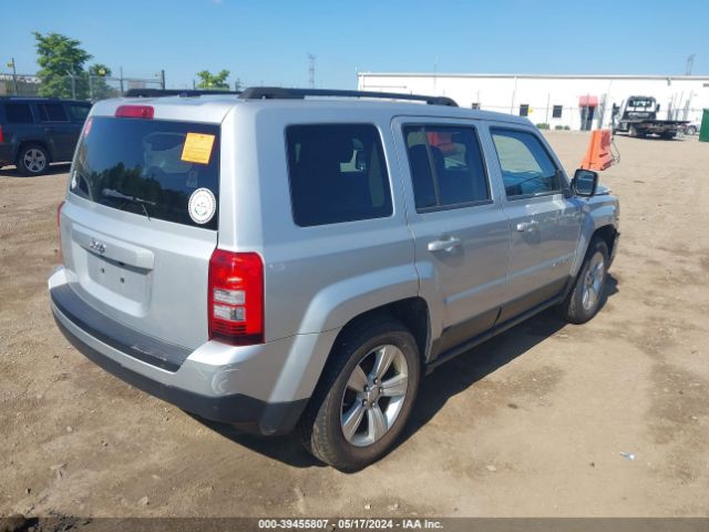 Photo 3 VIN: 1C4NJPBB4CD566475 - JEEP PATRIOT 