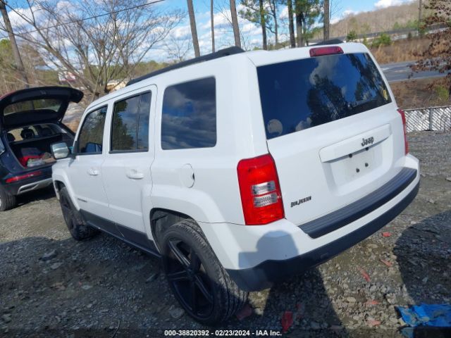 Photo 2 VIN: 1C4NJPBB4ED757929 - JEEP PATRIOT 