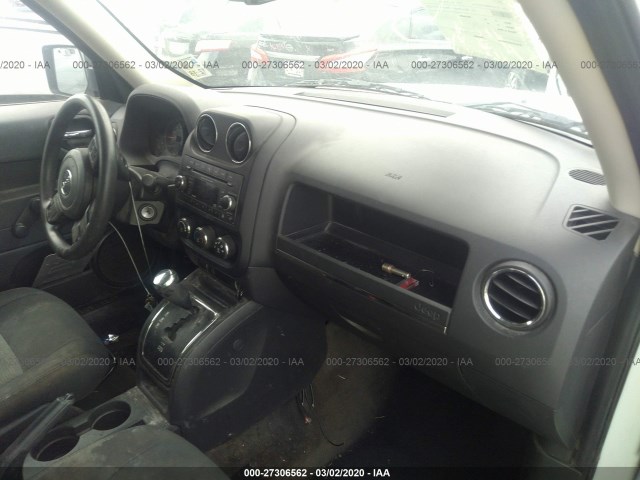 Photo 4 VIN: 1C4NJPBB4HD167346 - JEEP PATRIOT 