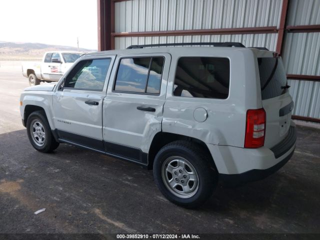 Photo 2 VIN: 1C4NJPBB5GD561596 - JEEP PATRIOT 