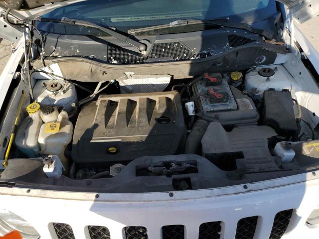 Photo 11 VIN: 1C4NJPBB5GD576700 - JEEP PATRIOT 