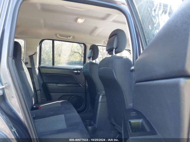 Photo 7 VIN: 1C4NJPBB5GD678949 - JEEP PATRIOT 