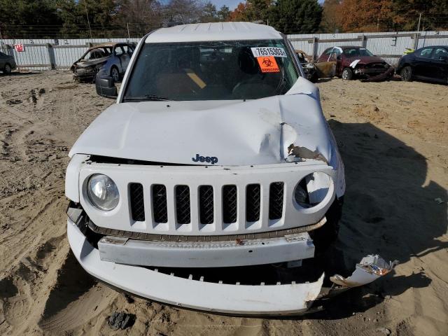 Photo 4 VIN: 1C4NJPBB5GD732444 - JEEP PATRIOT 