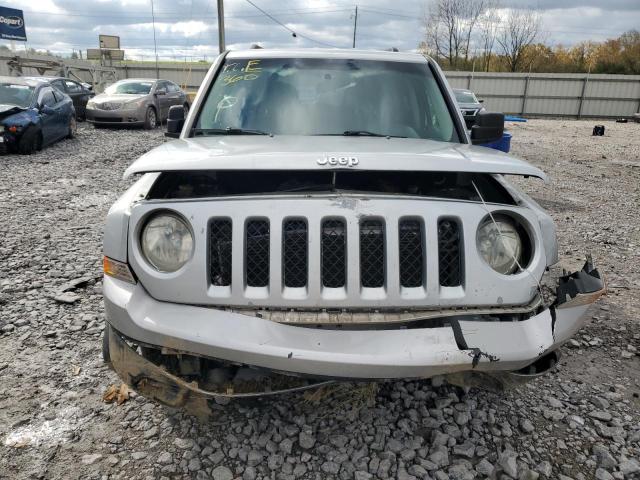 Photo 4 VIN: 1C4NJPBB6CD619015 - JEEP PATRIOT SP 