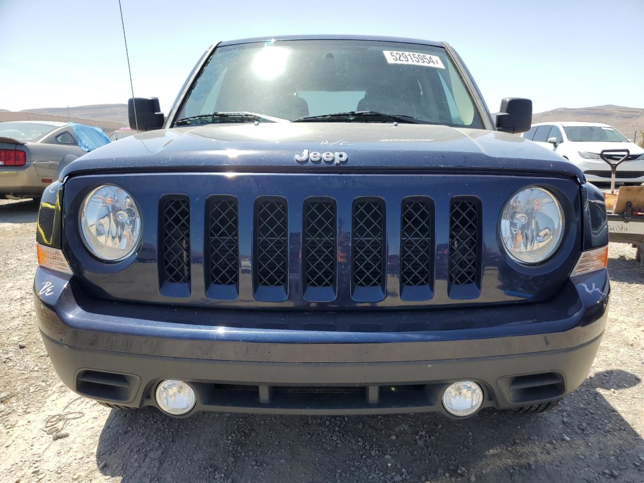 Photo 4 VIN: 1C4NJPBB6ED633645 - JEEP LIBERTY (PATRIOT) 