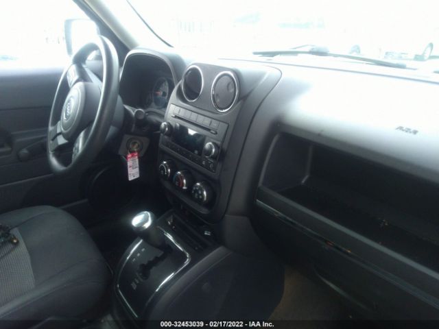 Photo 4 VIN: 1C4NJPBB6FD263721 - JEEP PATRIOT 