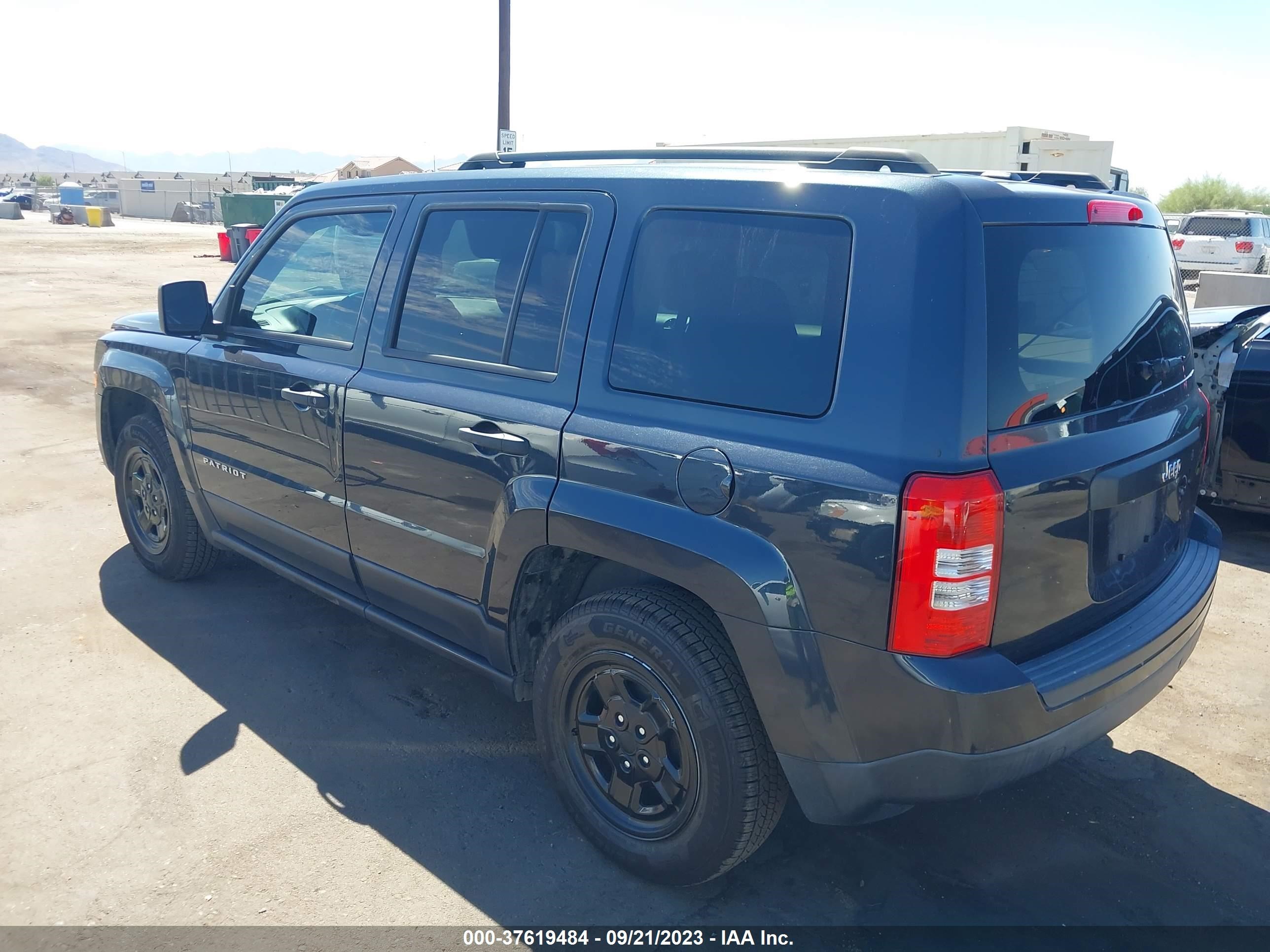 Photo 2 VIN: 1C4NJPBB6GD507241 - JEEP LIBERTY (PATRIOT) 