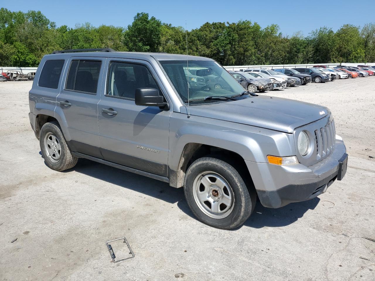 Photo 3 VIN: 1C4NJPBB6GD554480 - JEEP LIBERTY (PATRIOT) 