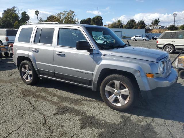 Photo 3 VIN: 1C4NJPBB6GD628688 - JEEP PATRIOT SP 