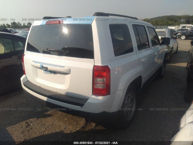 Photo 3 VIN: 1C4NJPBB6GD698157 - JEEP PATRIOT 