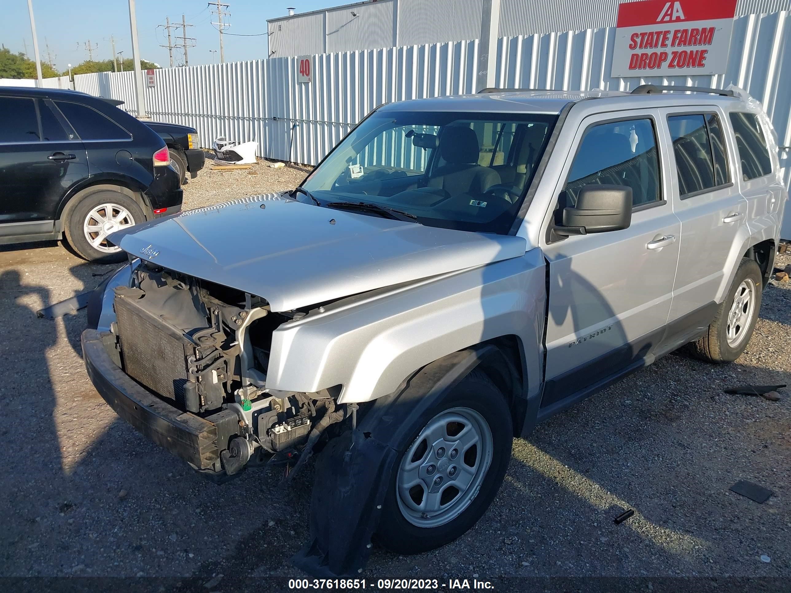 Photo 1 VIN: 1C4NJPBB7CD724159 - JEEP LIBERTY (PATRIOT) 